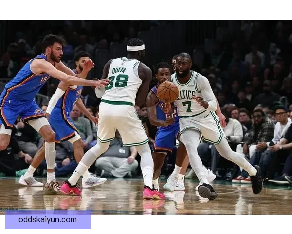 凯尔特人终结雷霆12连胜 布朗砍31分8篮板 亚历山大空砍33分